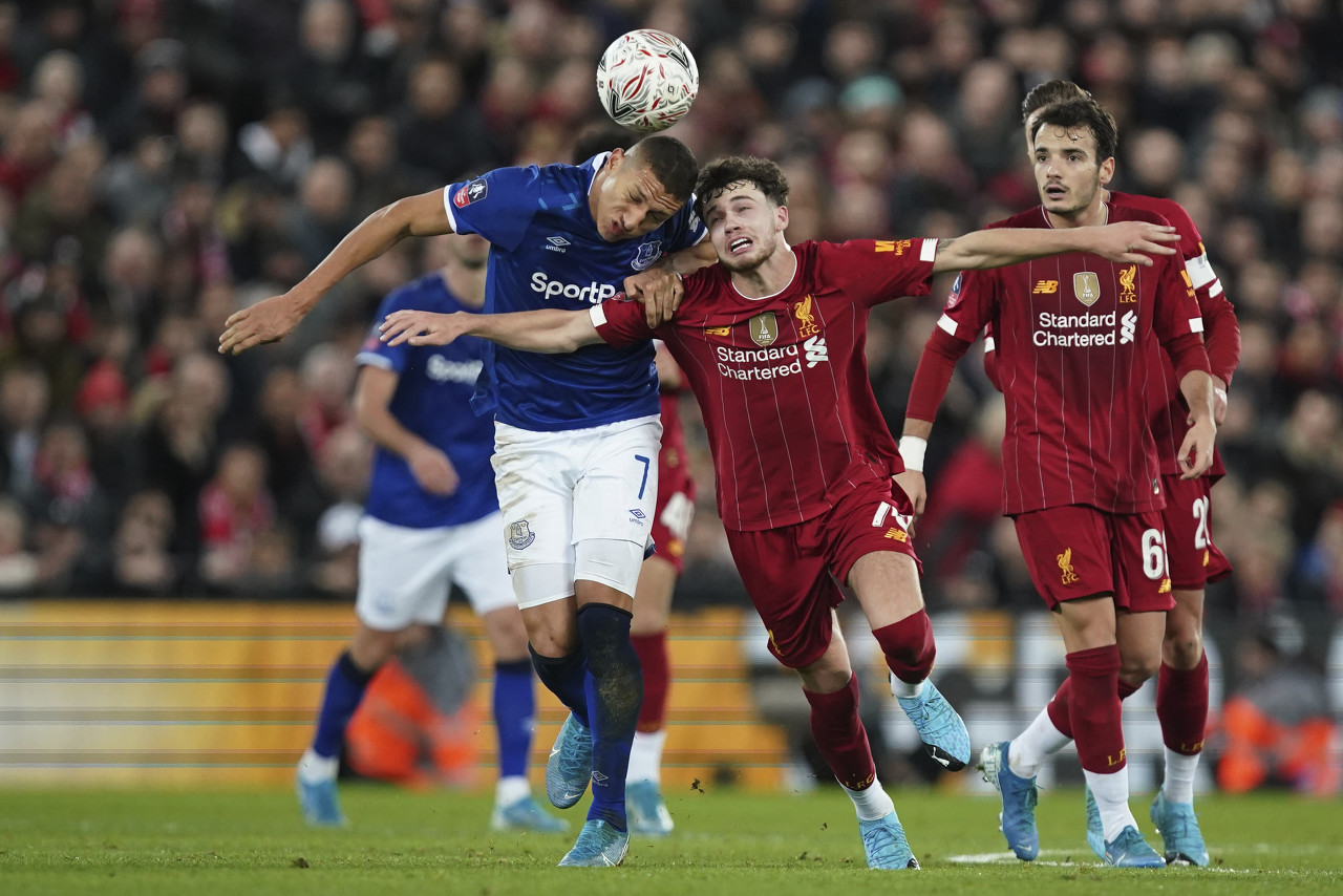 梅努申请离队，心属那不勒斯！已有12队邀约，曼联只接受租借！