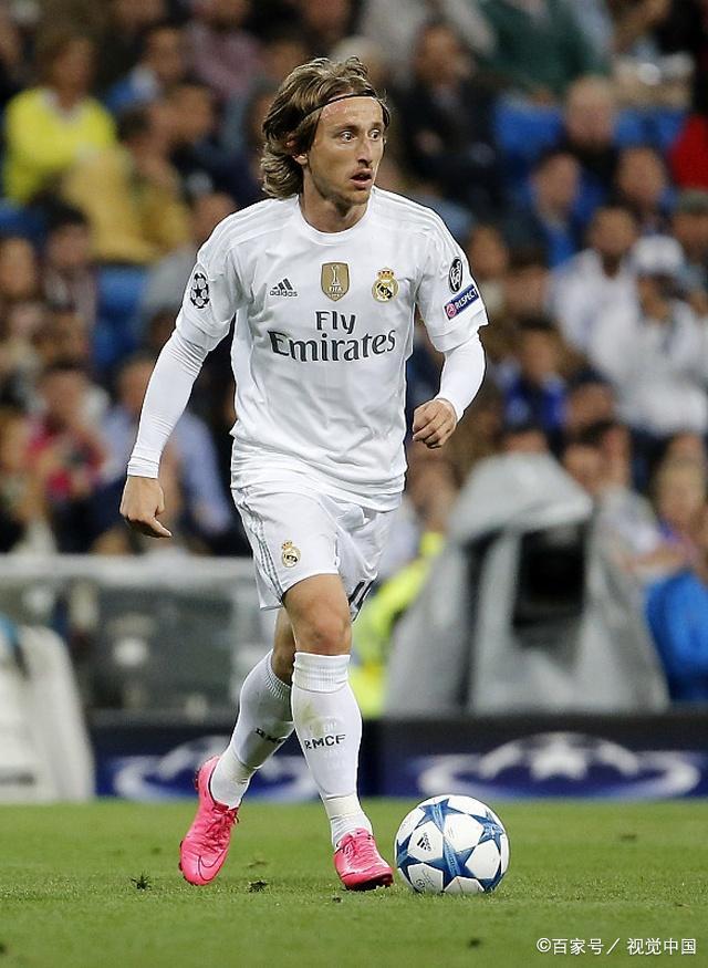 内马尔炮轰报销传闻：他们编造太多假新闻，我不会拿职业生涯冒险